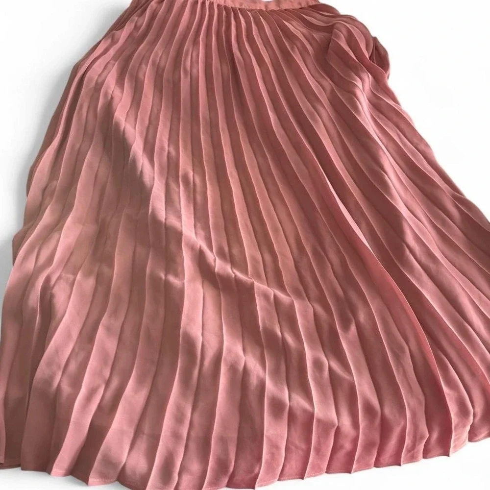 Elegant blush pink pleated maxi skirt SIZE XL